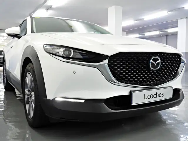 Mazda CX-30 view 7