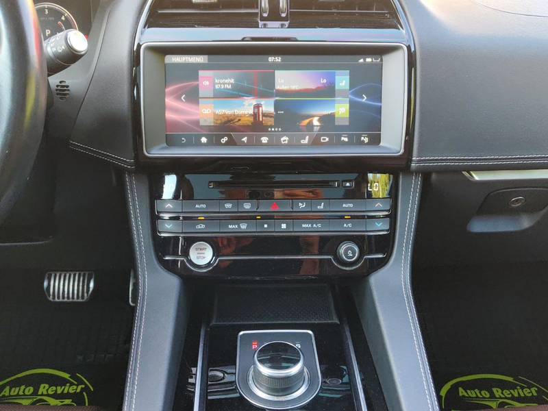 Jaguar F-Pace 30d S AWD — photo 15