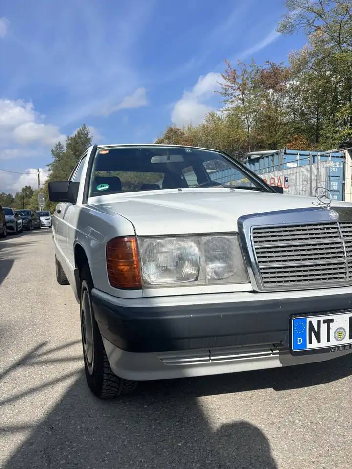 Mercedes-Benz 190 E, foto 3