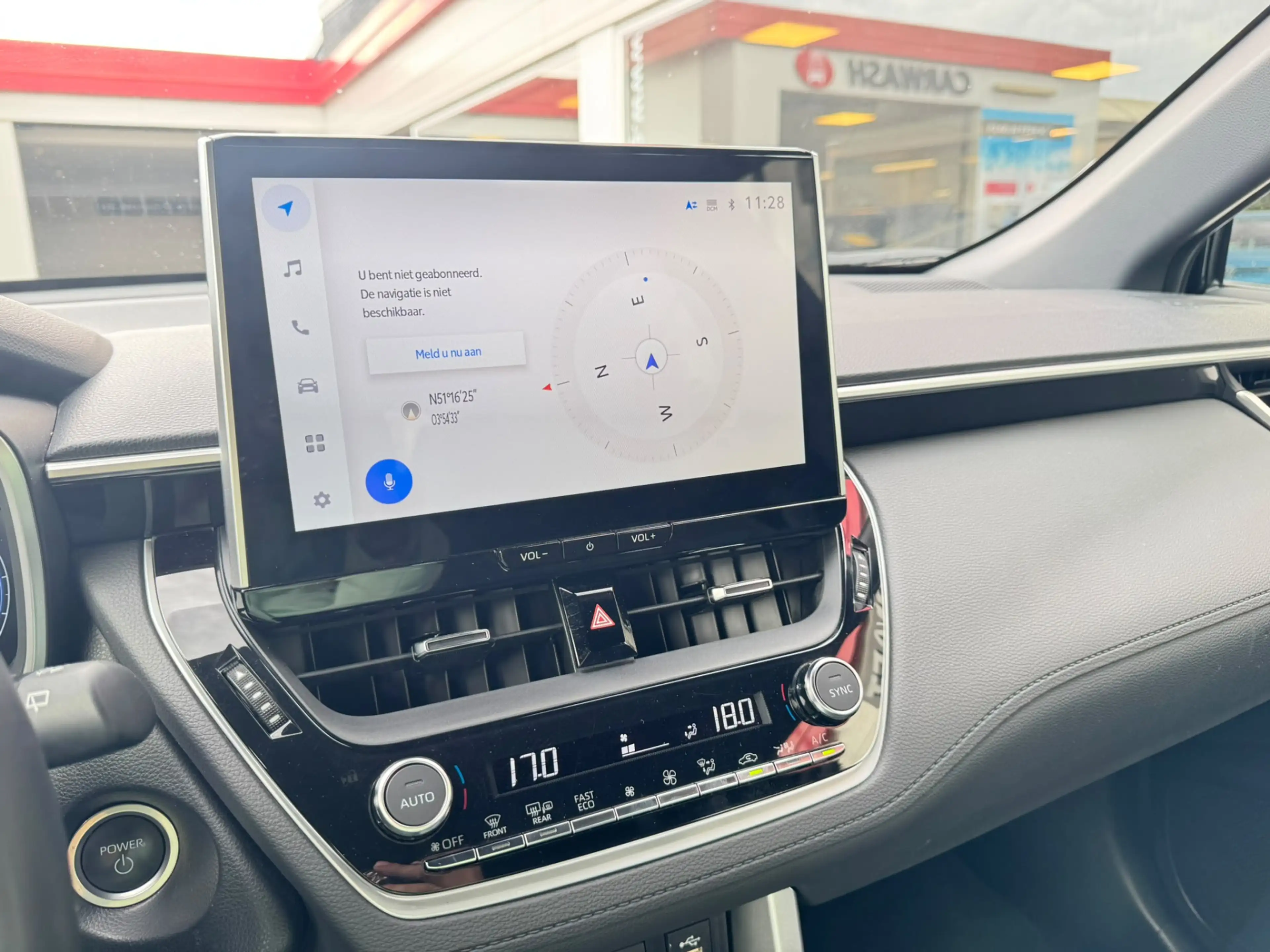 Toyota Corolla Cross 2.0 High Power Hybrid Active — photo 14