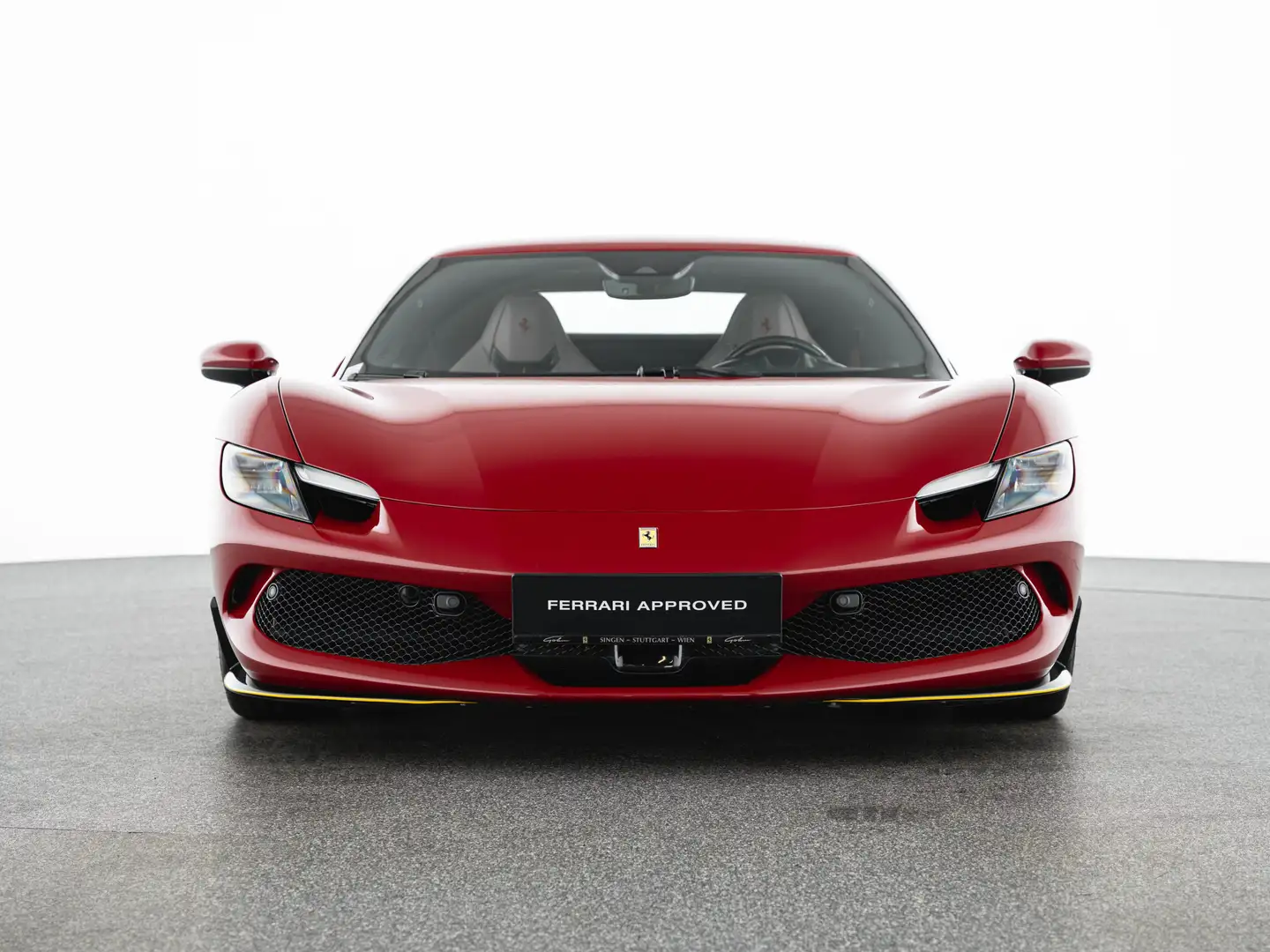 Ferrari 296 GTB Coupe PHEV F1 DCT Rojo - 2