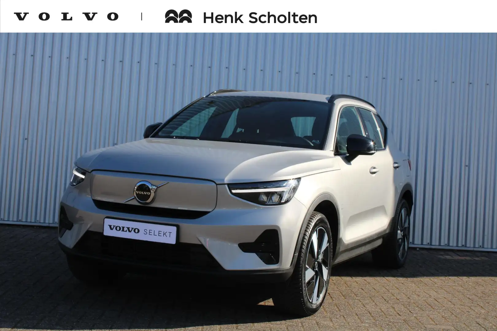Volvo XC40 Single Motor Extended Range Plus 82 kWh, Achteruit Grijs - 1