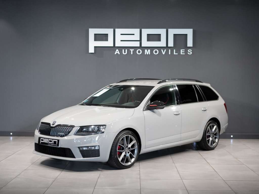 Skoda Octavia Combi 2.0TDI RS DSG - foto 1
