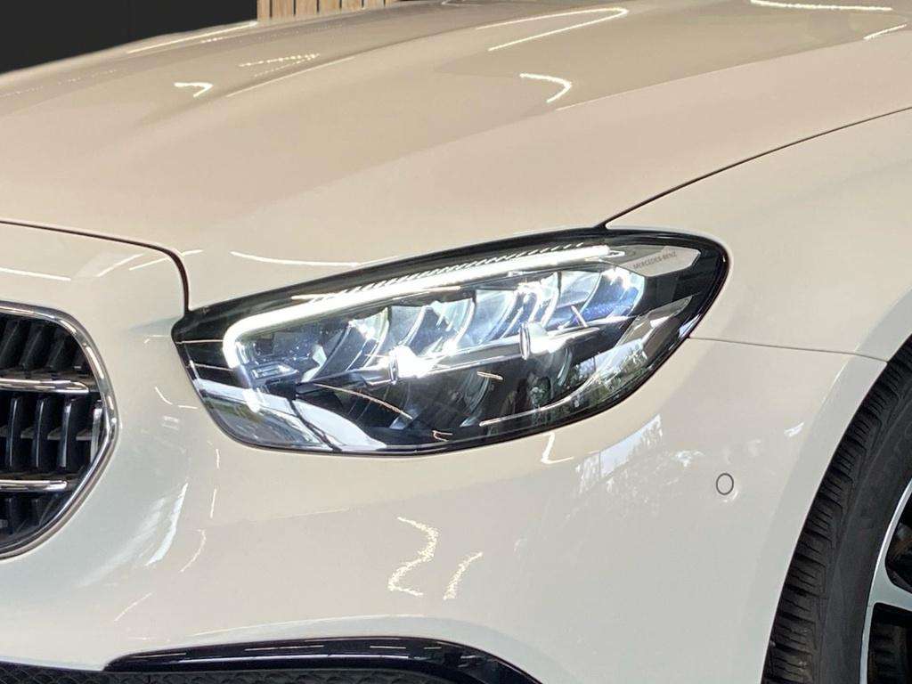 Mercedes-Benz E 220