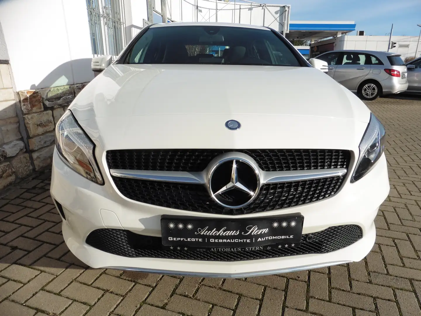 Mercedes-Benz A 160 Score*LED*LEILLEDER*PDC*WR*Komfortfahrwerk... Blanc - 2