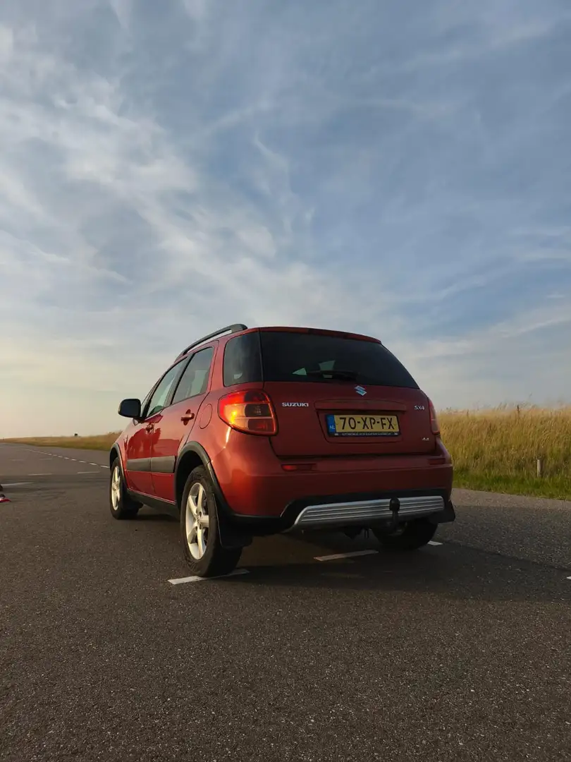 Suzuki SX4 1.6 4Grip Exclusive Rouge - 2