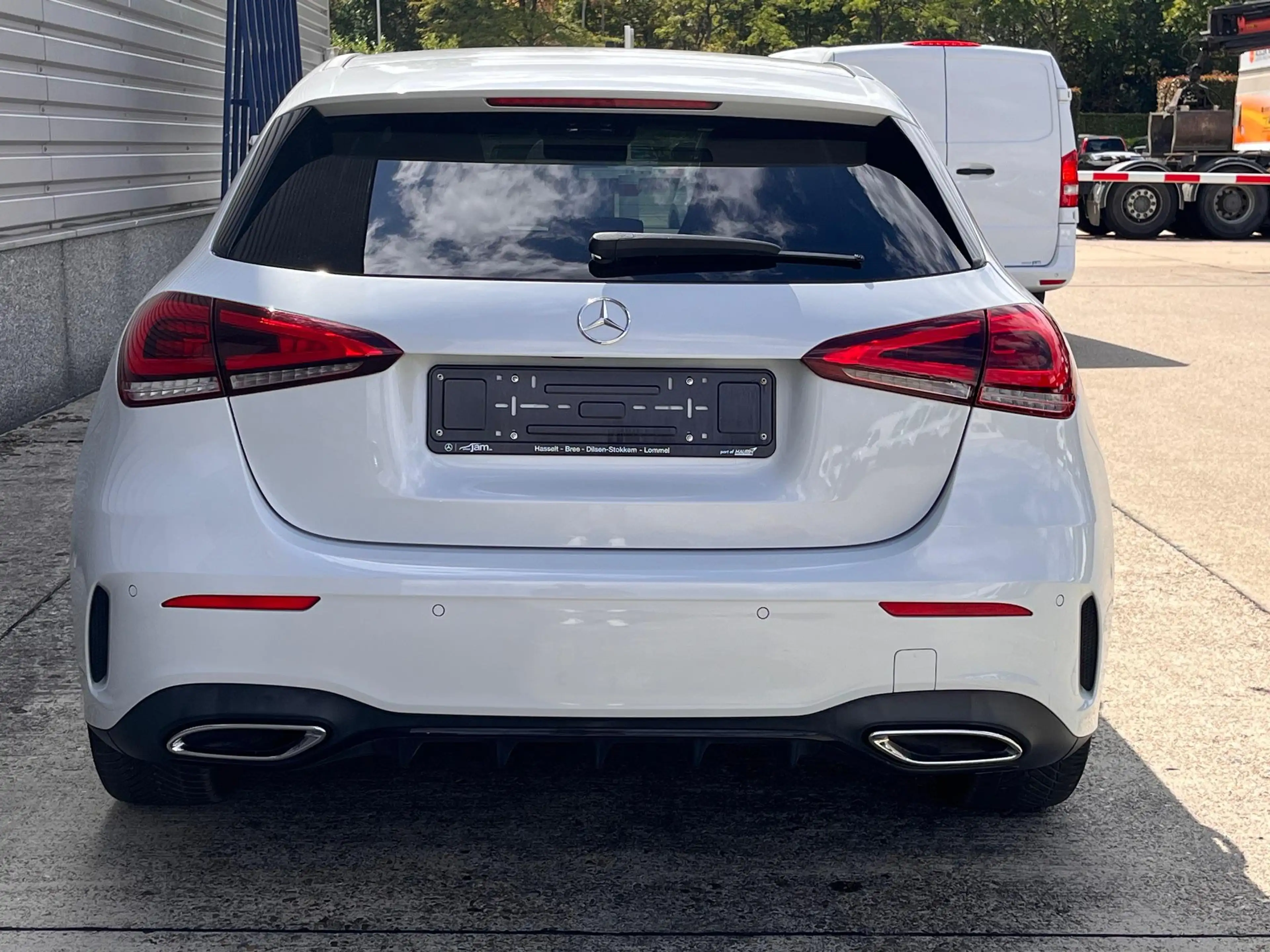 Mercedes-Benz A 180 d AMG/Pano/Leder — photo 6