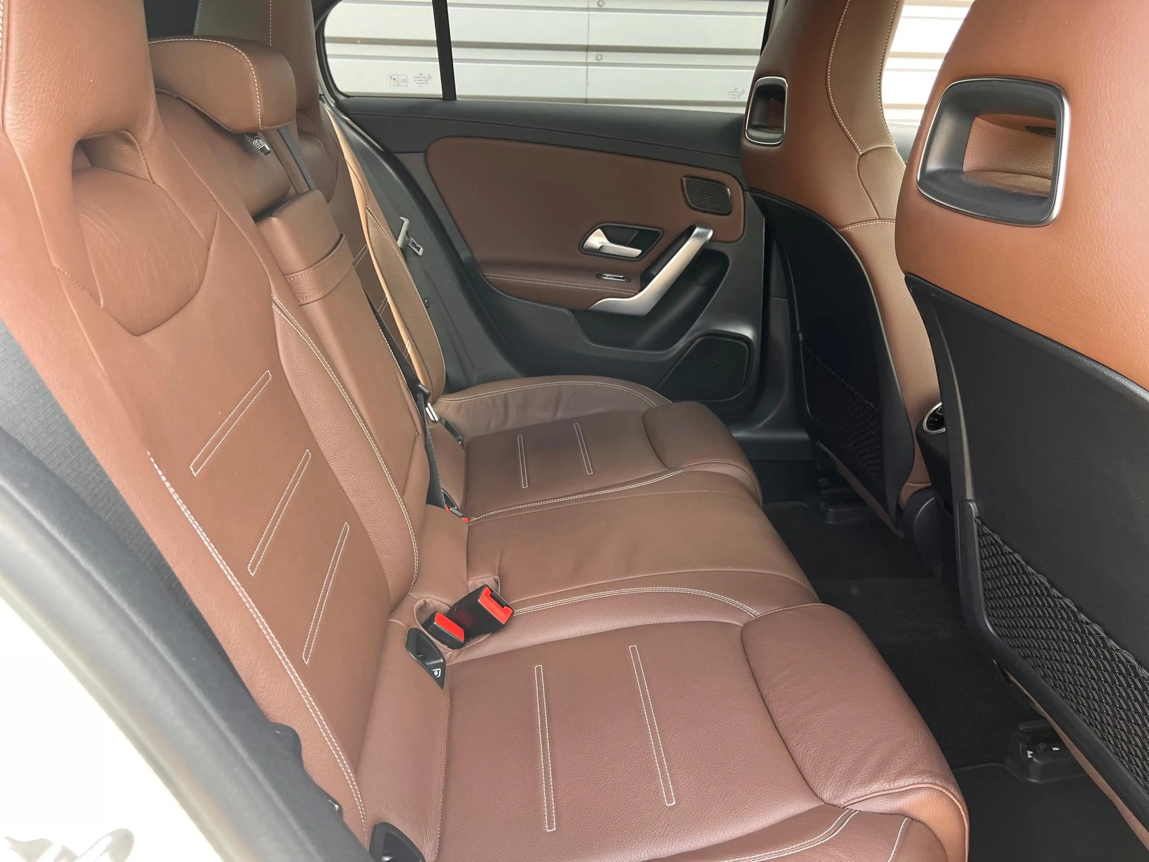 Mercedes-Benz A 180 d AMG/Pano/Leder — photo 8