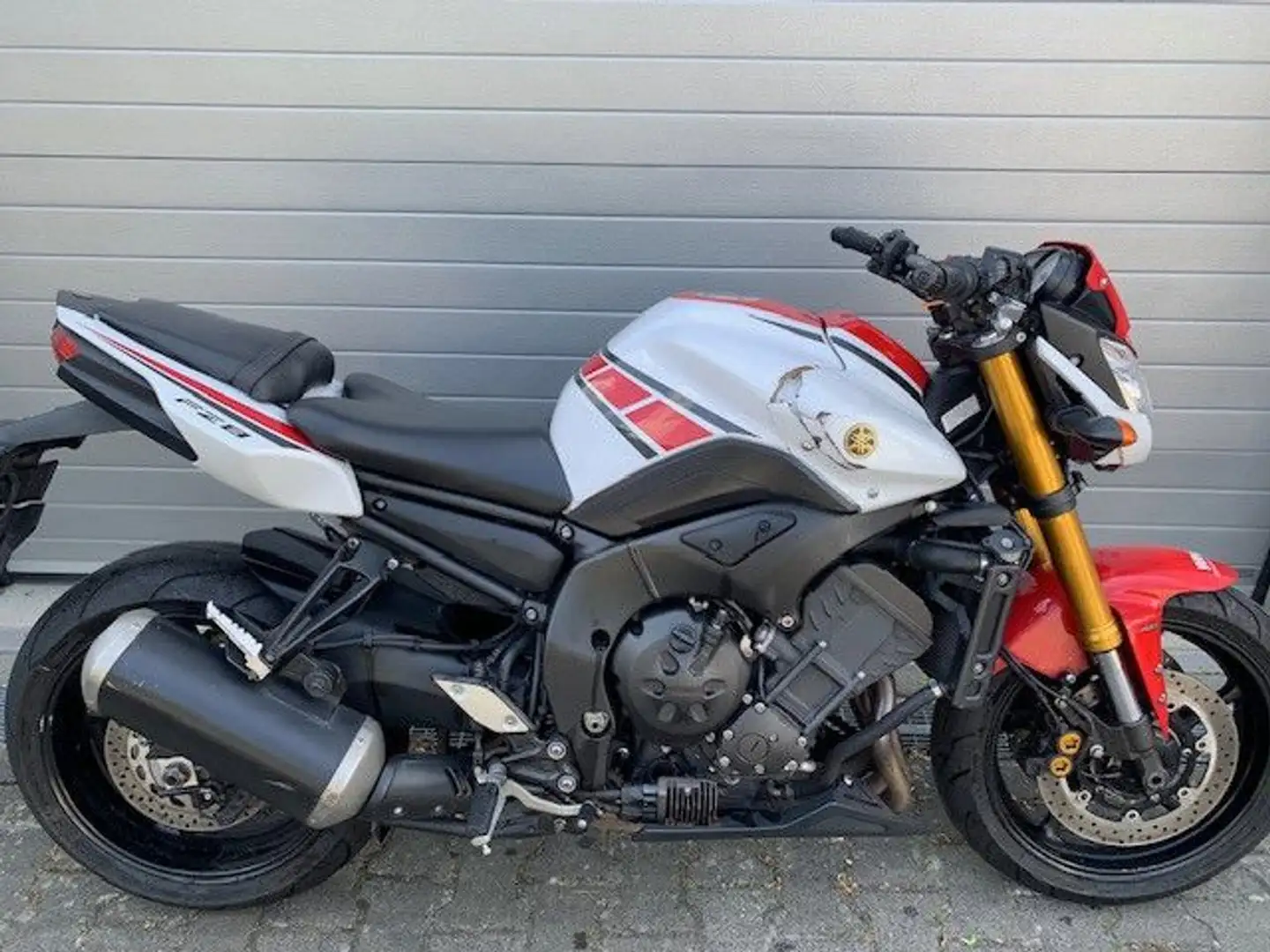 Yamaha FZ 8 ABS-Sturzschaden Alb - 1