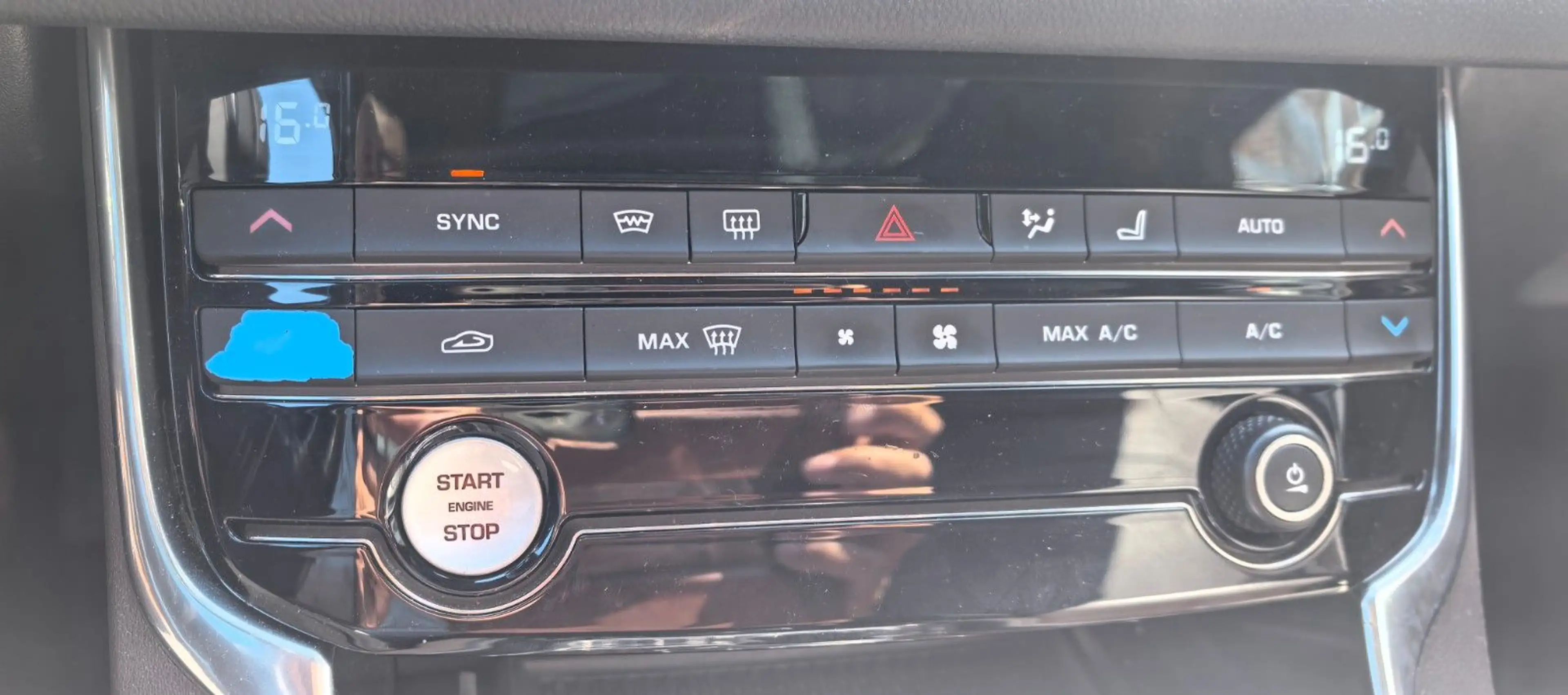 Jaguar XF Portfolio Memorysitze/Head-Up/Schiebedach — photo 13