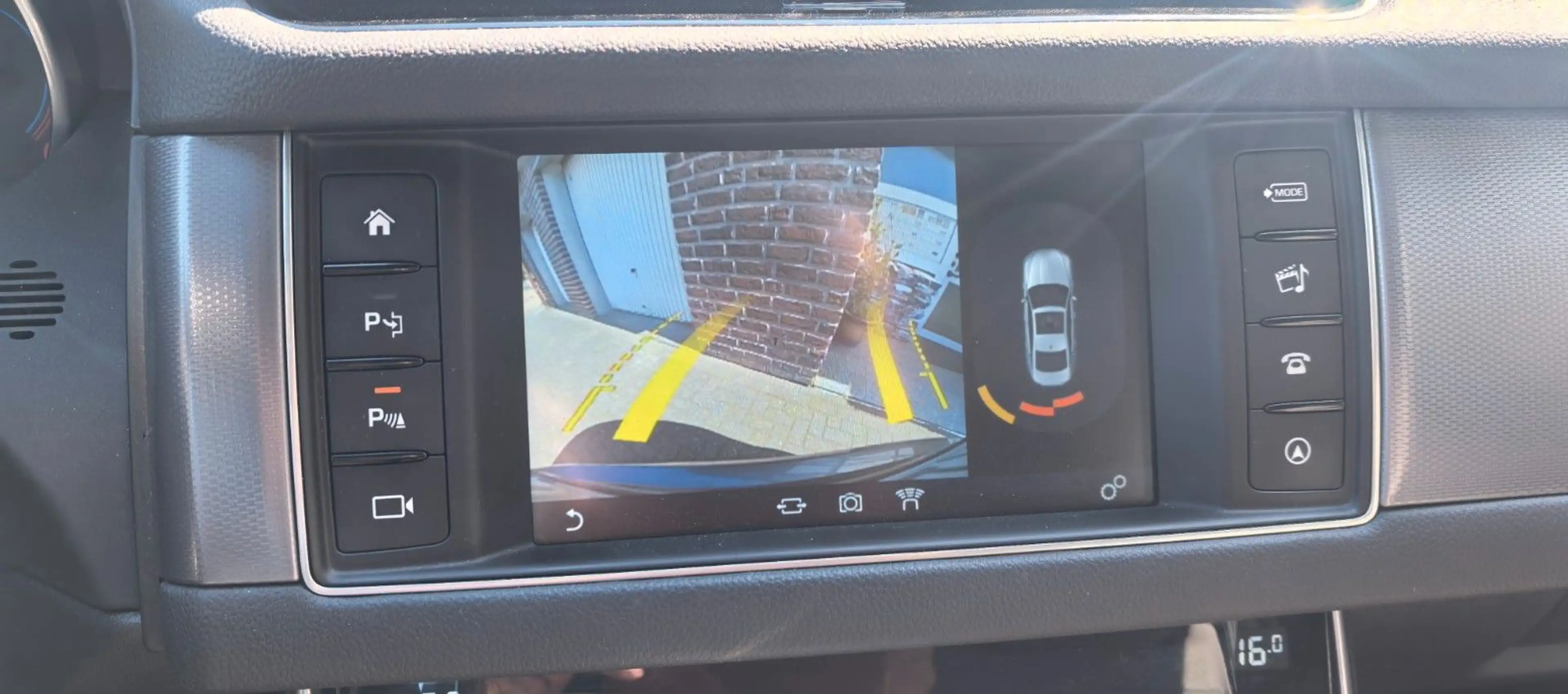 Jaguar XF Portfolio Memorysitze/Head-Up/Schiebedach — photo 10