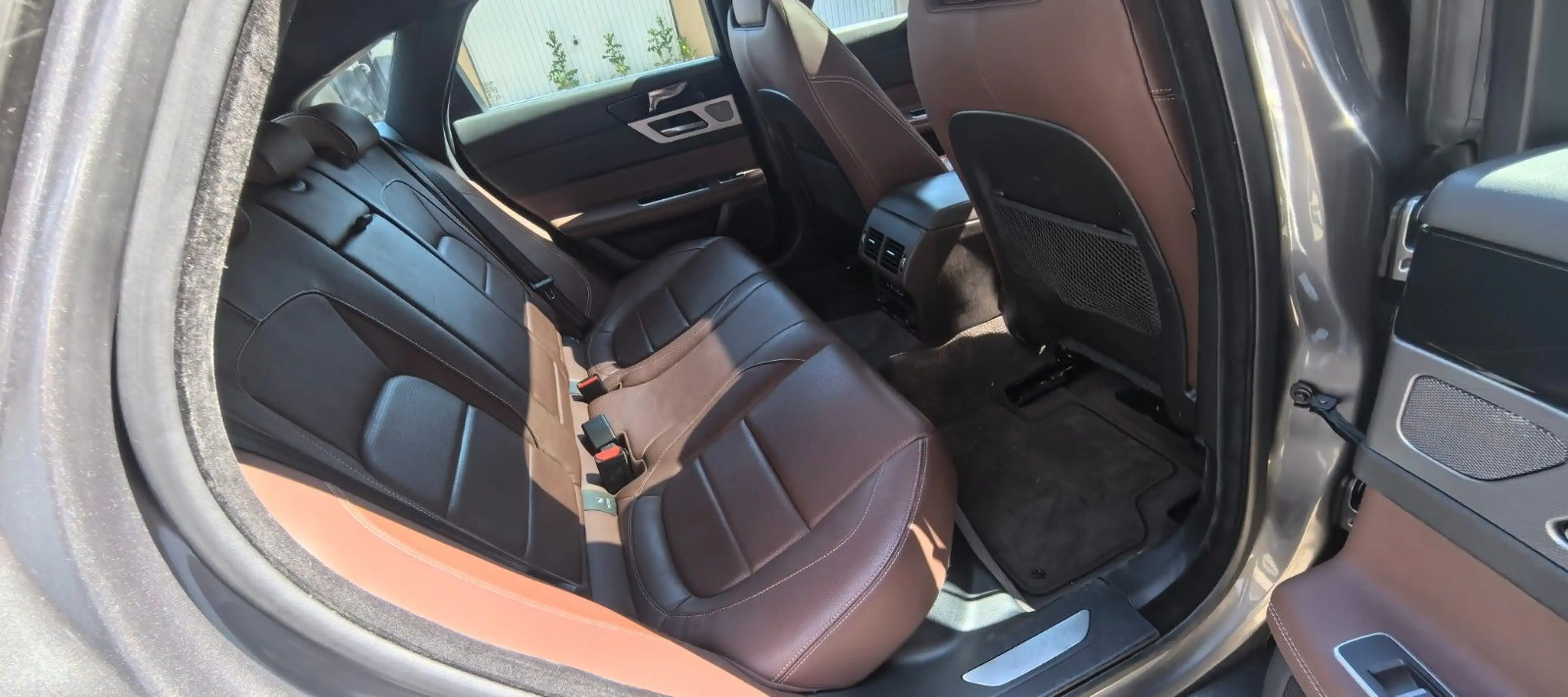 Jaguar XF Portfolio Memorysitze/Head-Up/Schiebedach — photo 21