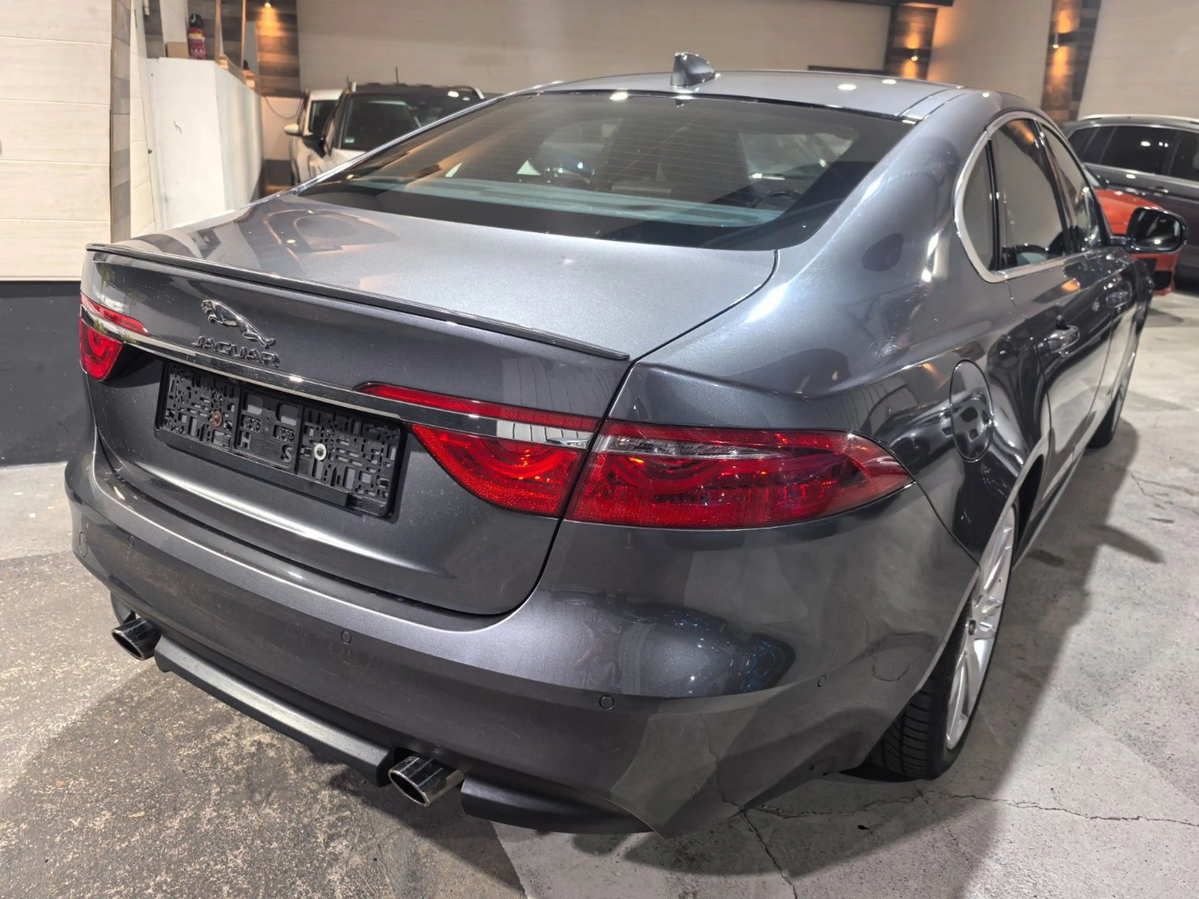Jaguar XF Portfolio Memorysitze/Head-Up/Schiebedach — photo 6
