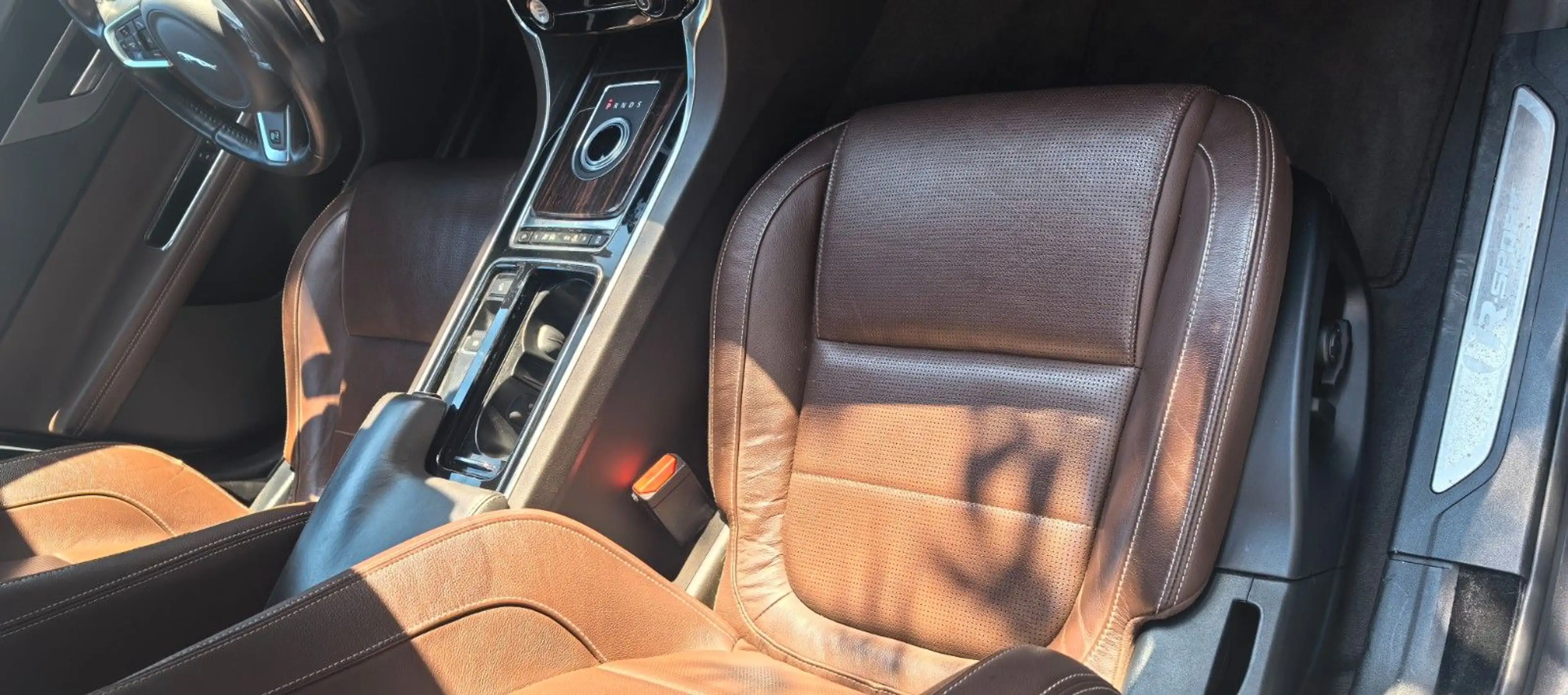 Jaguar XF Portfolio Memorysitze/Head-Up/Schiebedach — photo 25