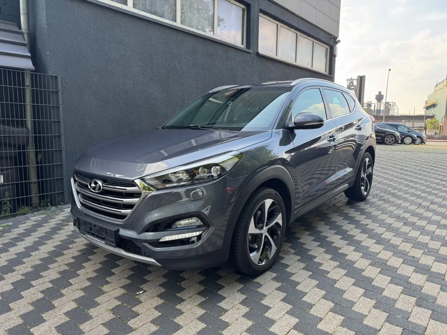 Hyundai TUCSON Premium 4WD 1 Hand Grijs - 1