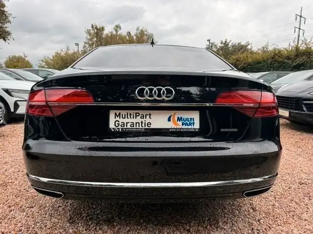 Audi A8 view 5