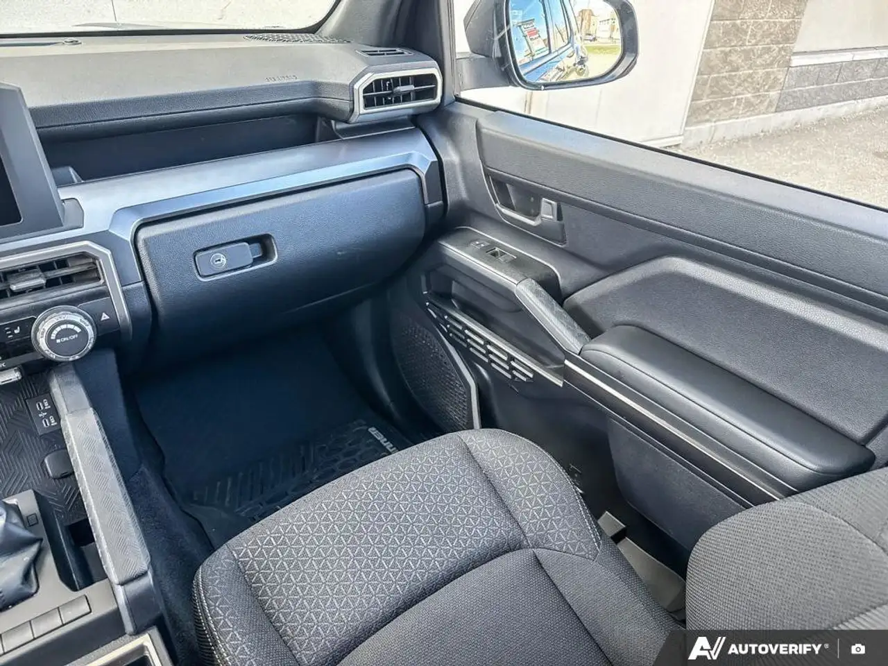Toyota 4-Runner снимка Toyota 4-Runner