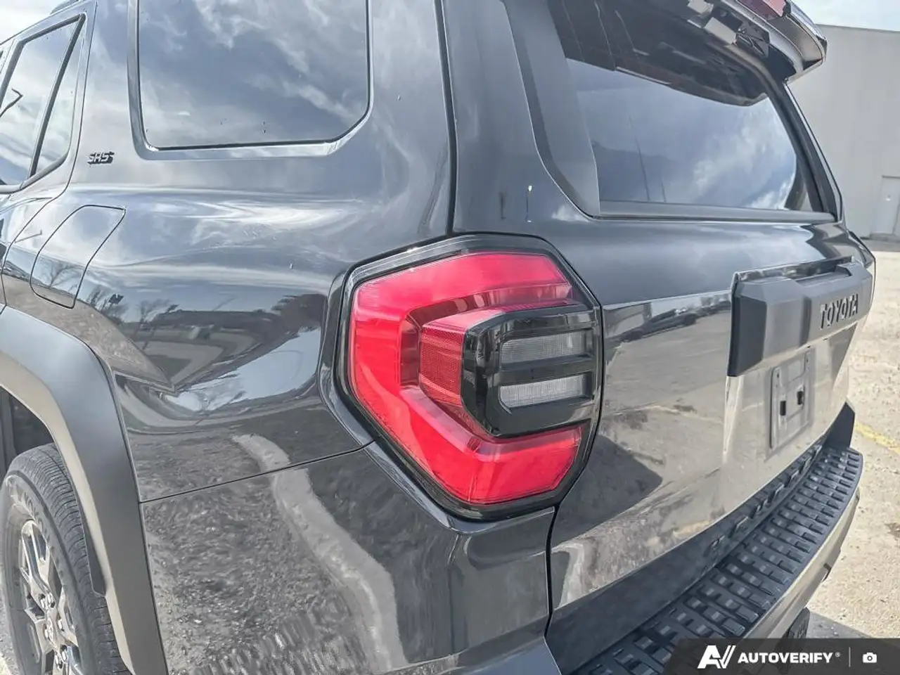 Toyota 4-Runner снимка Toyota 4-Runner