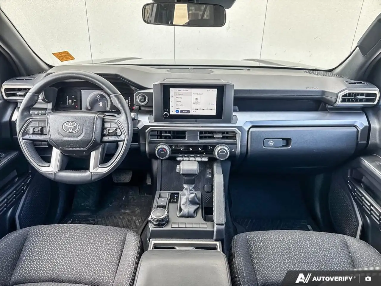 Toyota 4-Runner снимка Toyota 4-Runner