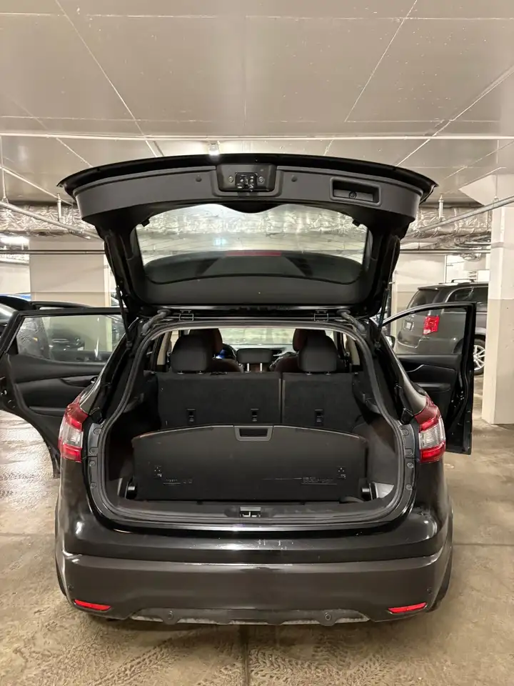 Nissan Qashqai снимка Nissan Qashqai