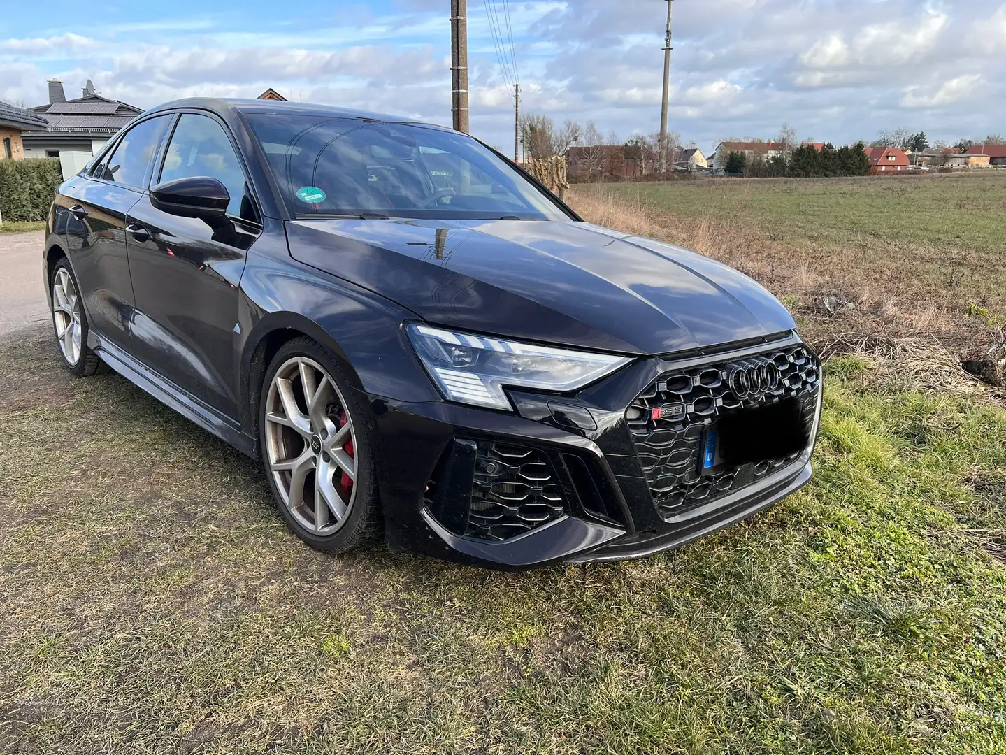 Audi RS3 2.5 TFSI quattro Schwarz - 1