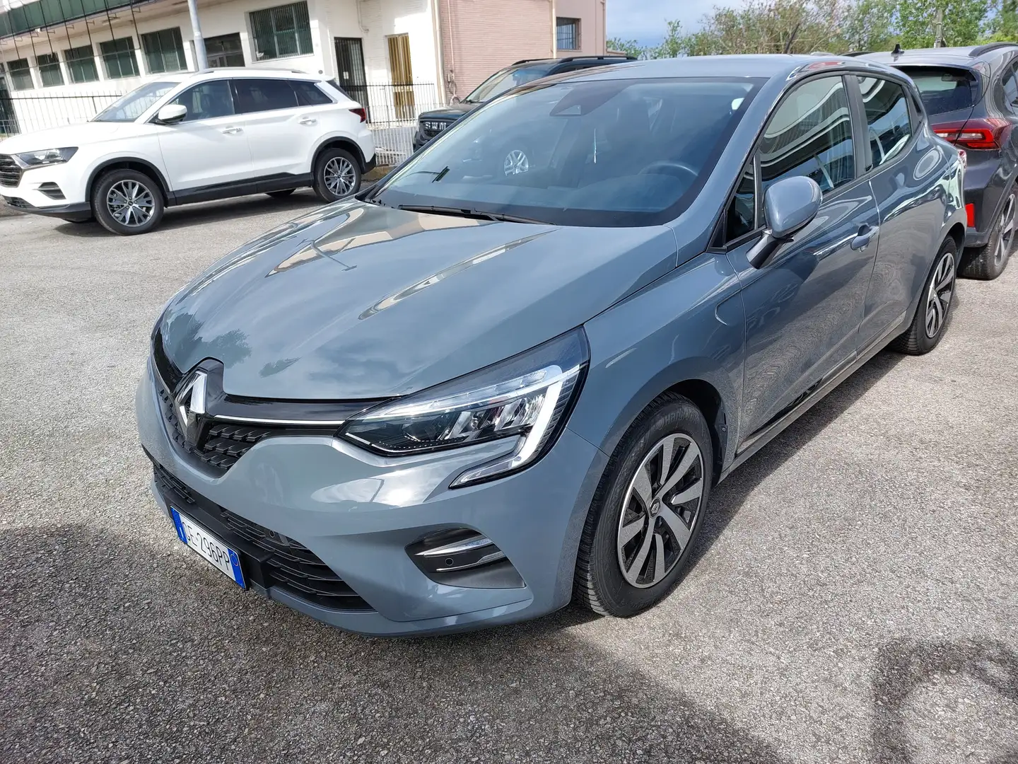Renault Clio Clio 1.6 E-Tech hybrid Intens 140cv auto my21 Gris - 2