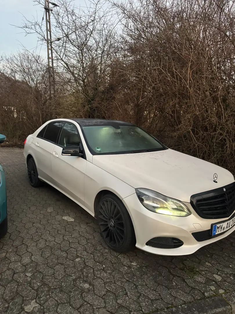 Mercedes-Benz E 200 BlueTEC 7G-TRONIC - 2