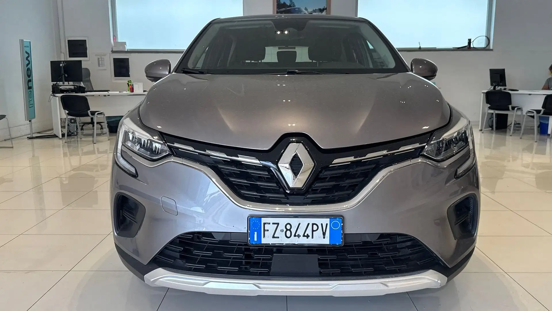 Renault Captur 1.5 Blue dCi 95cv Business 1.5 BLUE DCI ZEN 95CV Grijs - 2