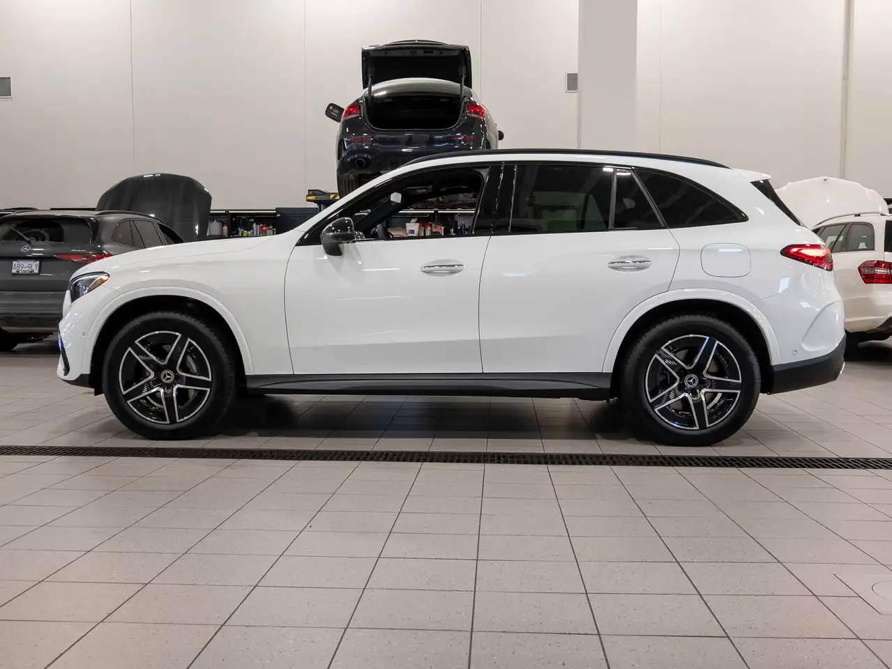 Mercedes-Benz GLC снимка Mercedes-Benz GLC