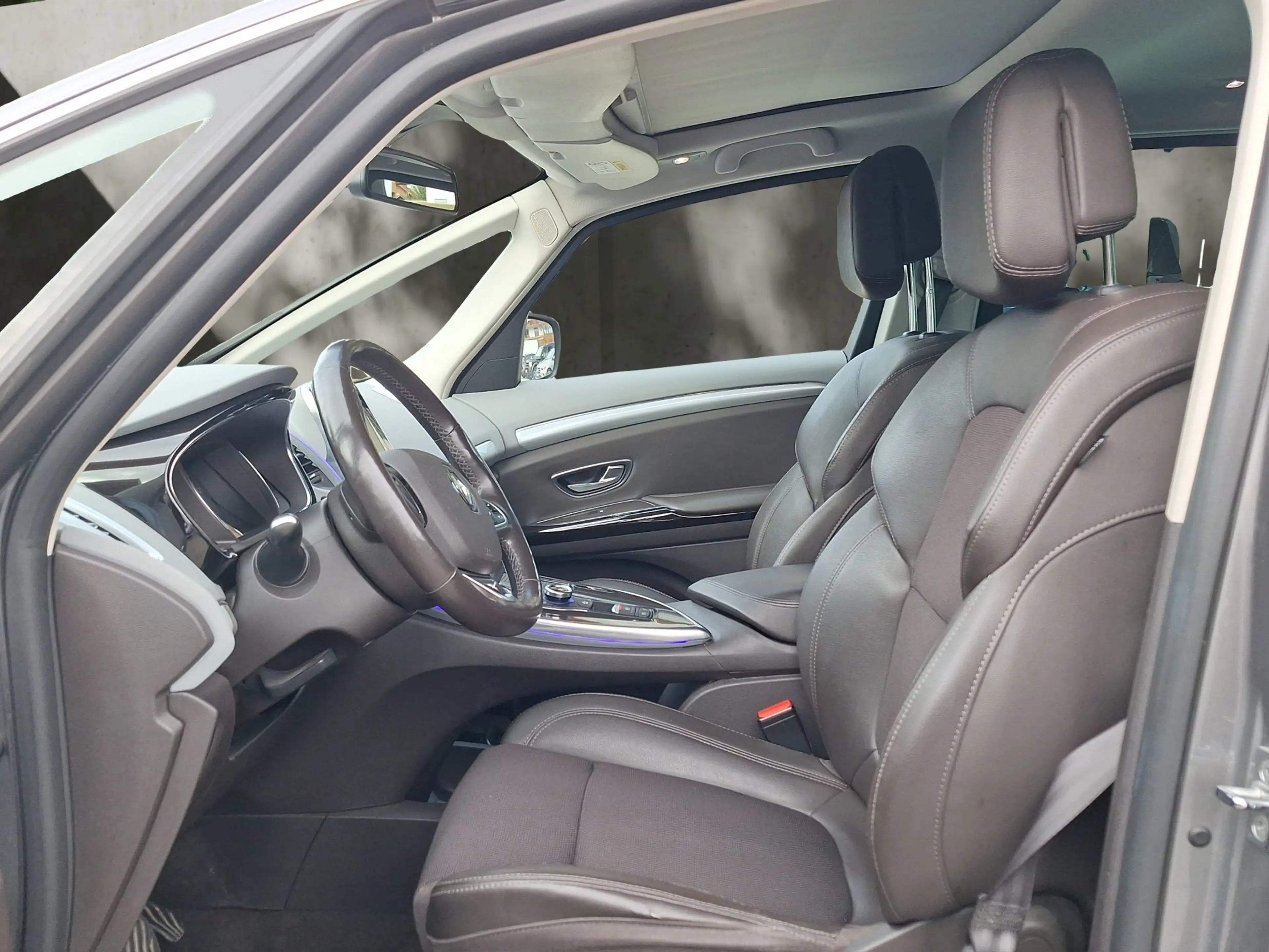 Renault Espace Intens — photo 9