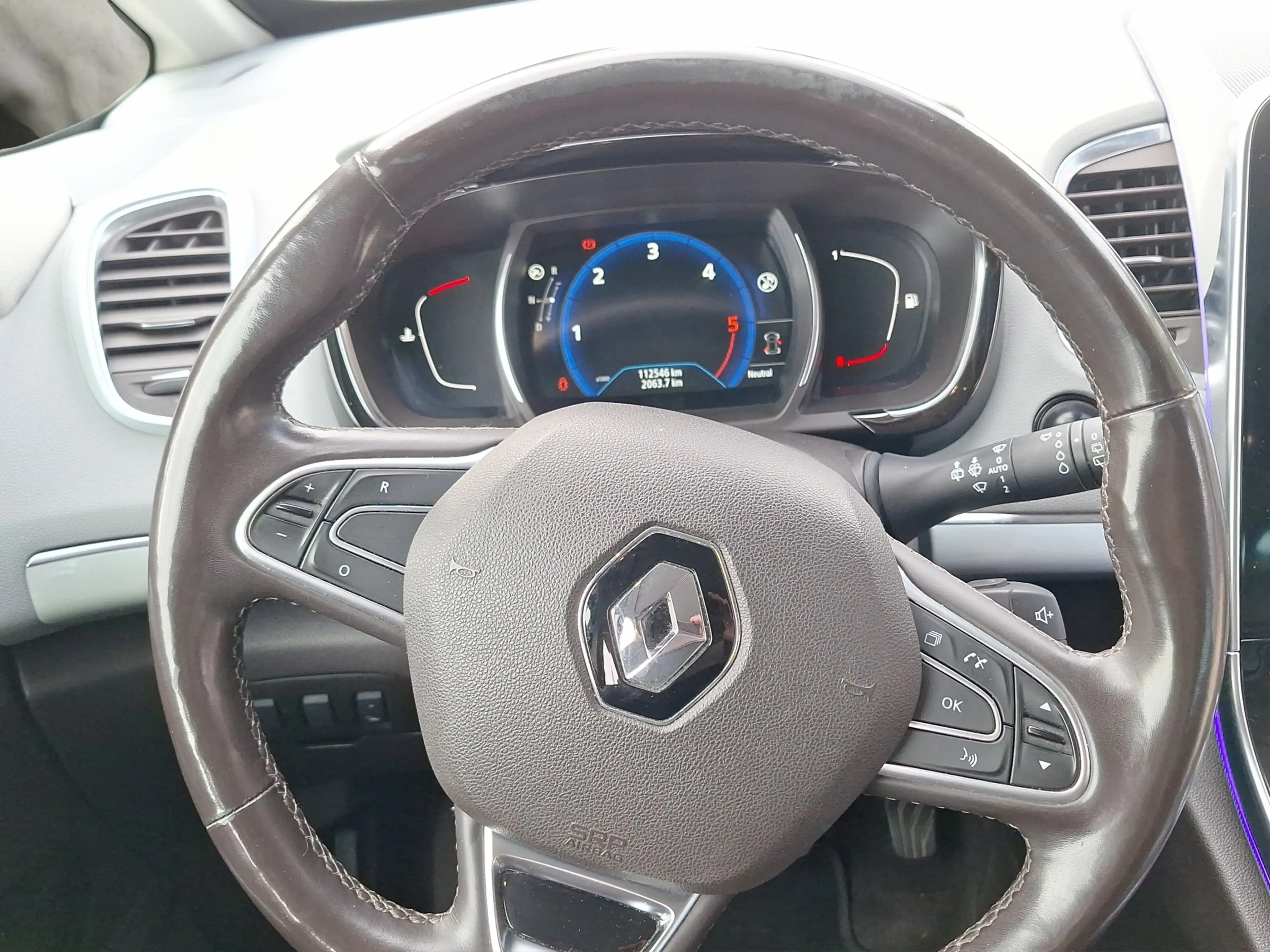 Renault Espace Intens — photo 11