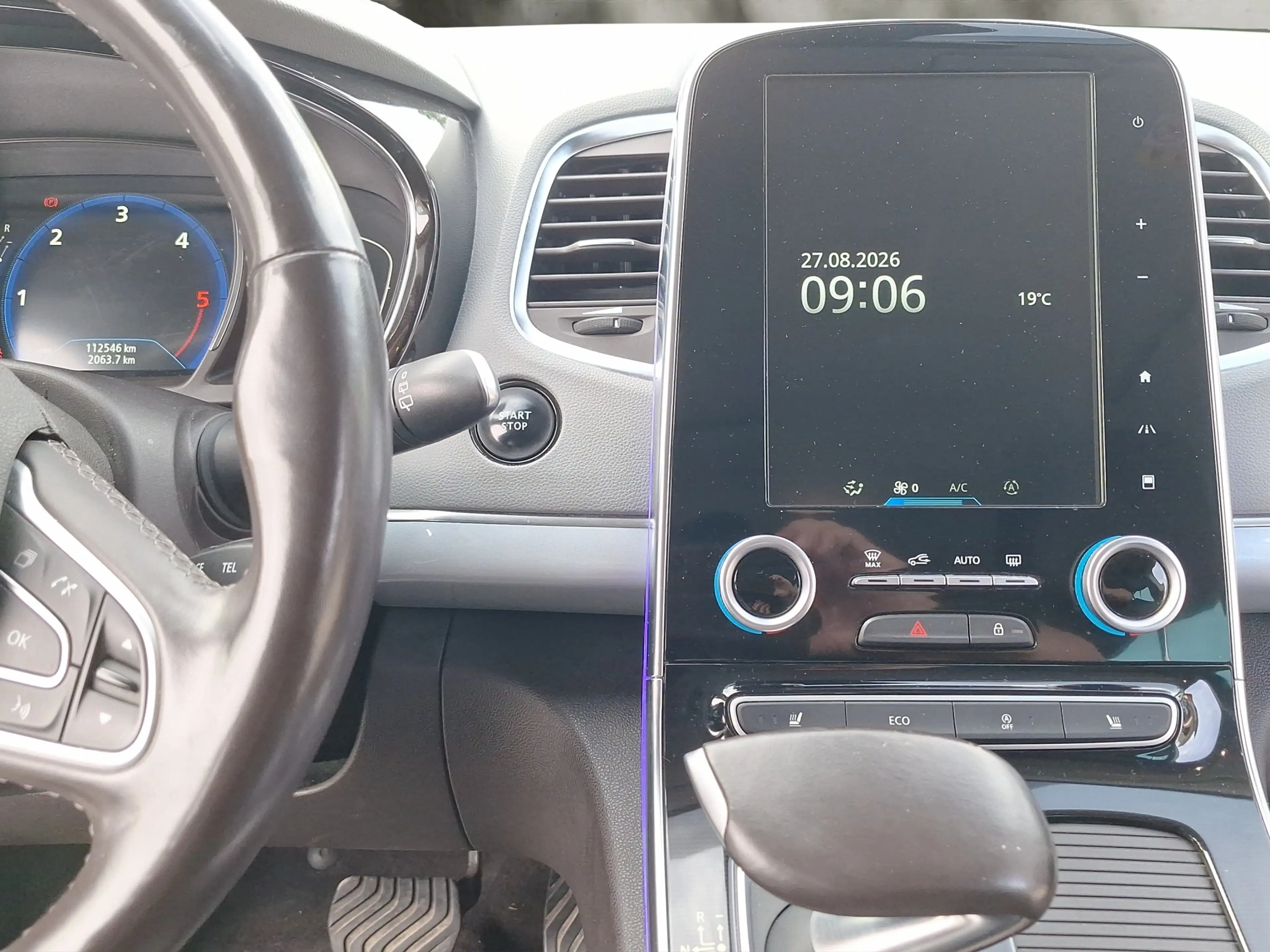 Renault Espace Intens — photo 15