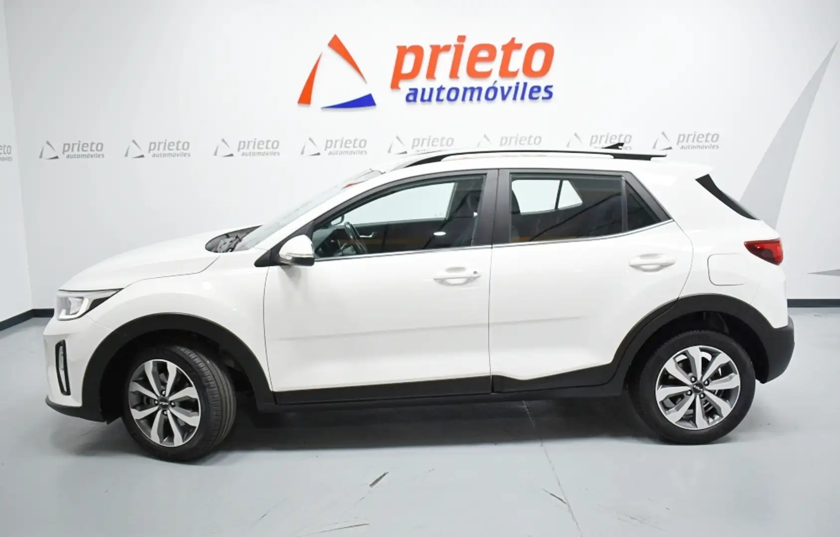Kia Stonic 1.0 T-GDi MHEV iMT Drive Plus 100 Blanco - 2
