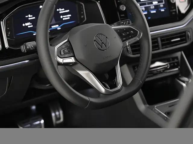 Volkswagen Polo view 10