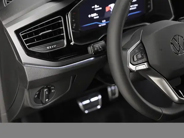 Volkswagen Polo view 9