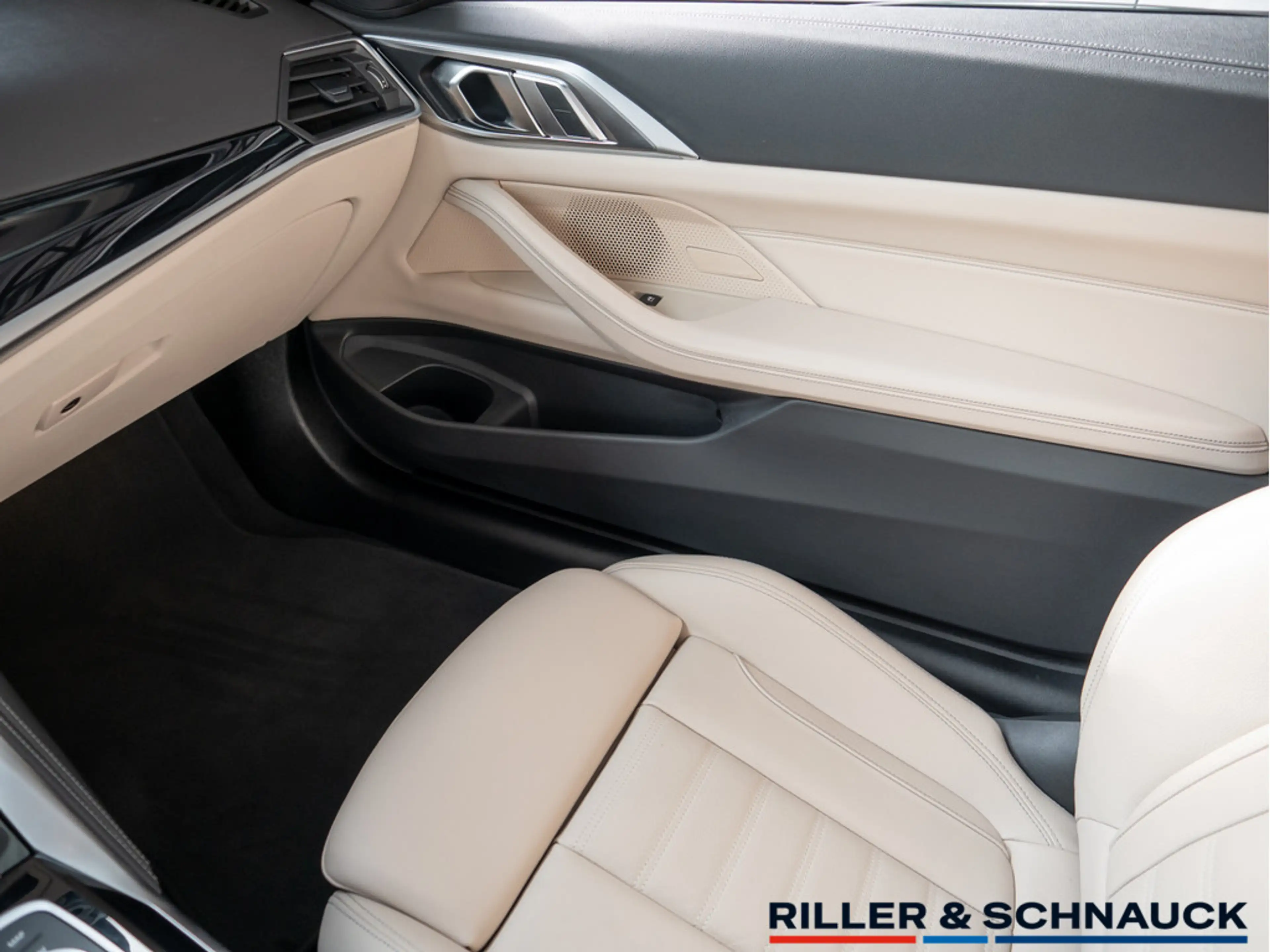 BMW 430 i M-Sport NAVI+LEDER+KAMERA+MEM+SHZ+PDC+K — photo 15