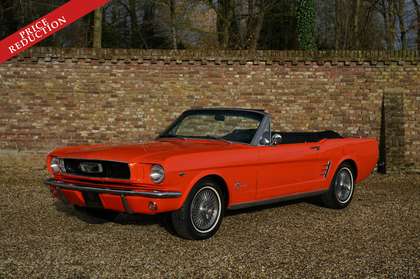 Ford Mustang Convertible 289 V8 Manual PRICE REDUCTION! Complet