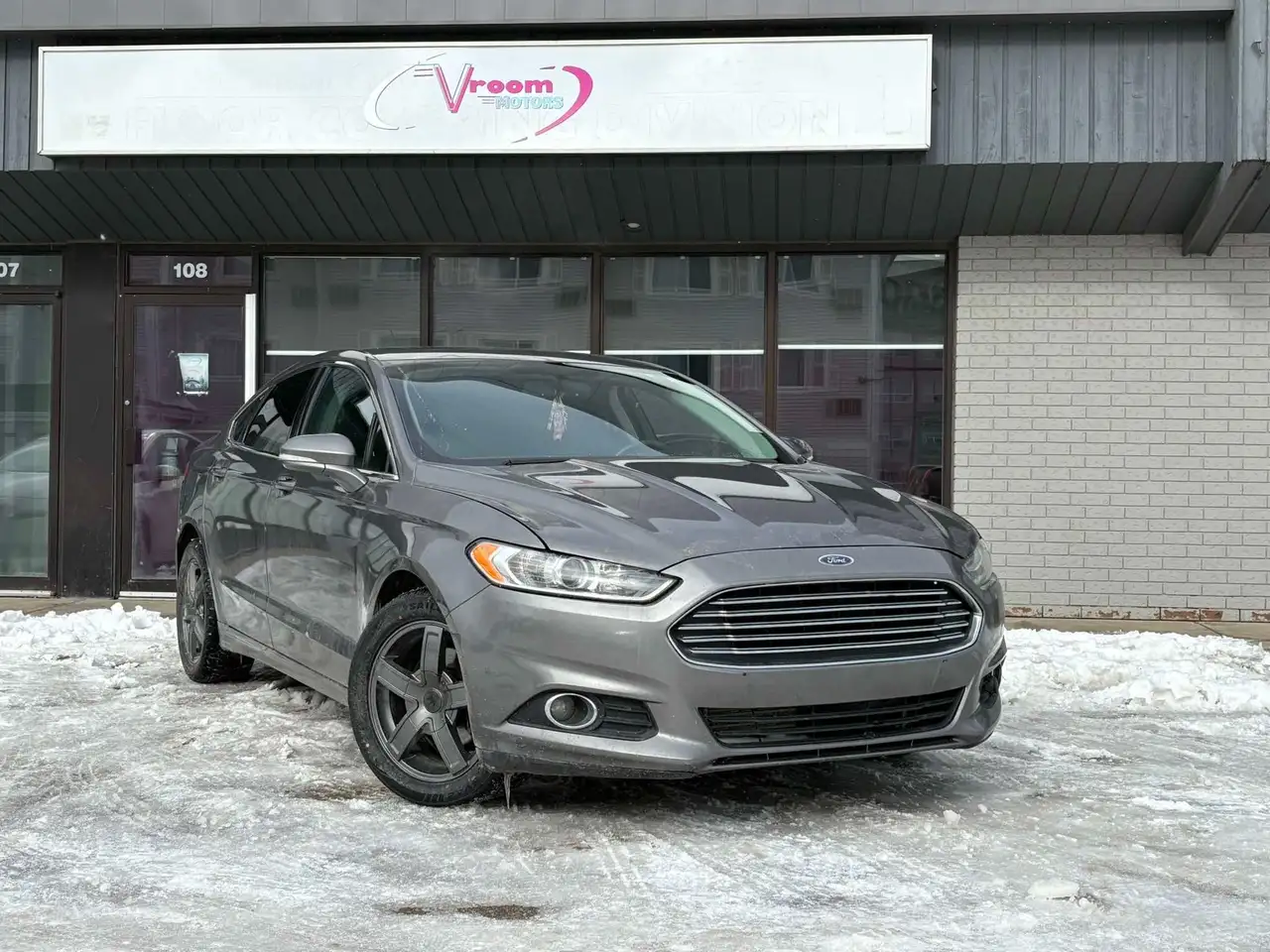 Ford Fusion снимка Ford Fusion