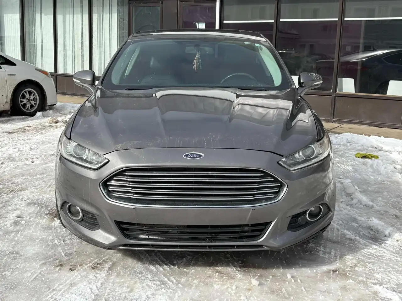 Ford Fusion снимка Ford Fusion