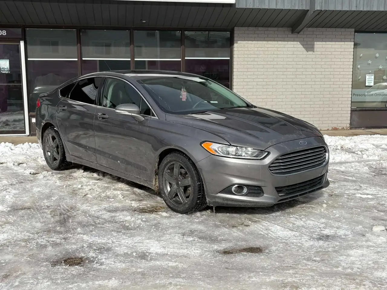 Ford Fusion снимка Ford Fusion