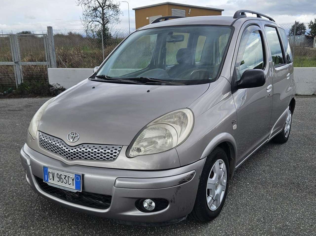 Toyota Yaris Yaris Verso Verso 1.4 d-4d Sol my03