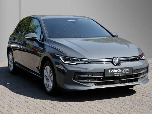 Volkswagen Golf view 5