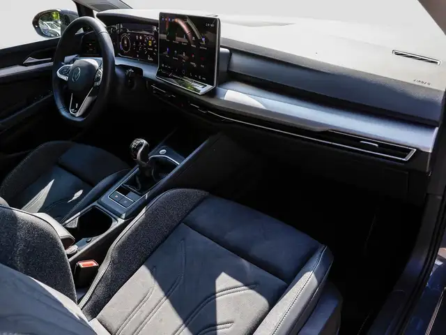 Volkswagen Golf view 10