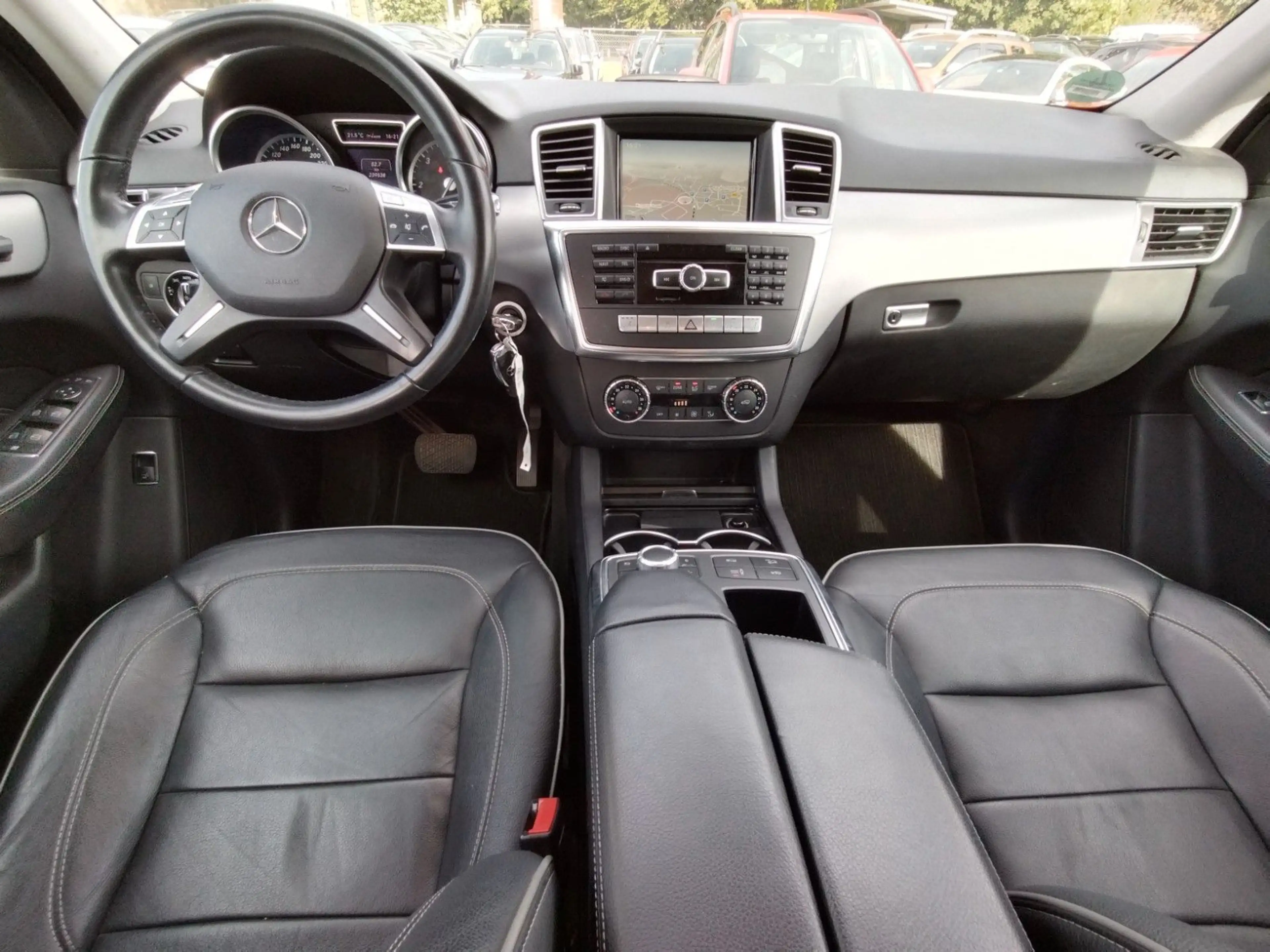 Mercedes-Benz ML 350 ML ML 350 CDI BlueTec 4Matic — photo 14