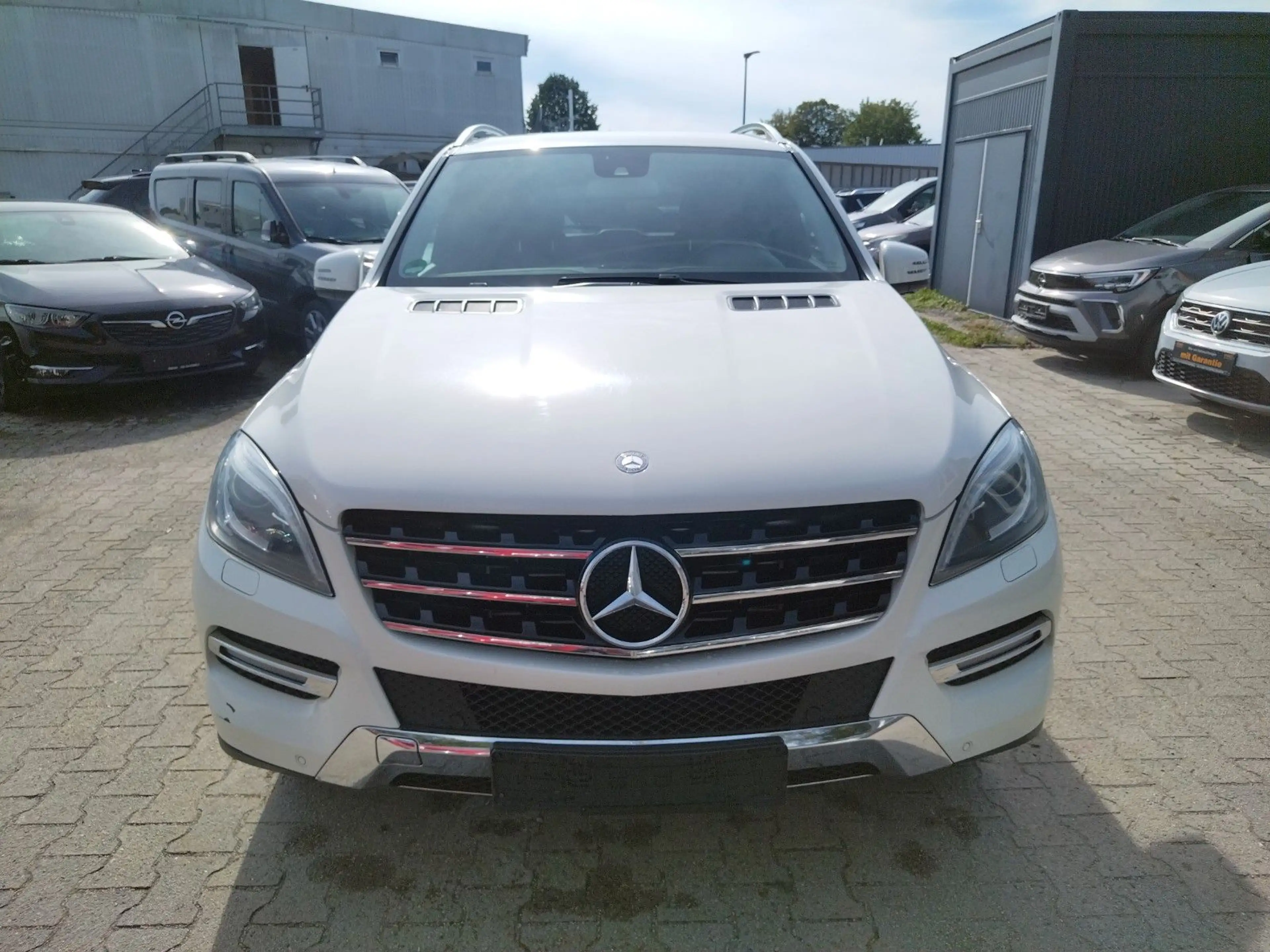 Mercedes-Benz ML 350 ML ML 350 CDI BlueTec 4Matic — photo 2