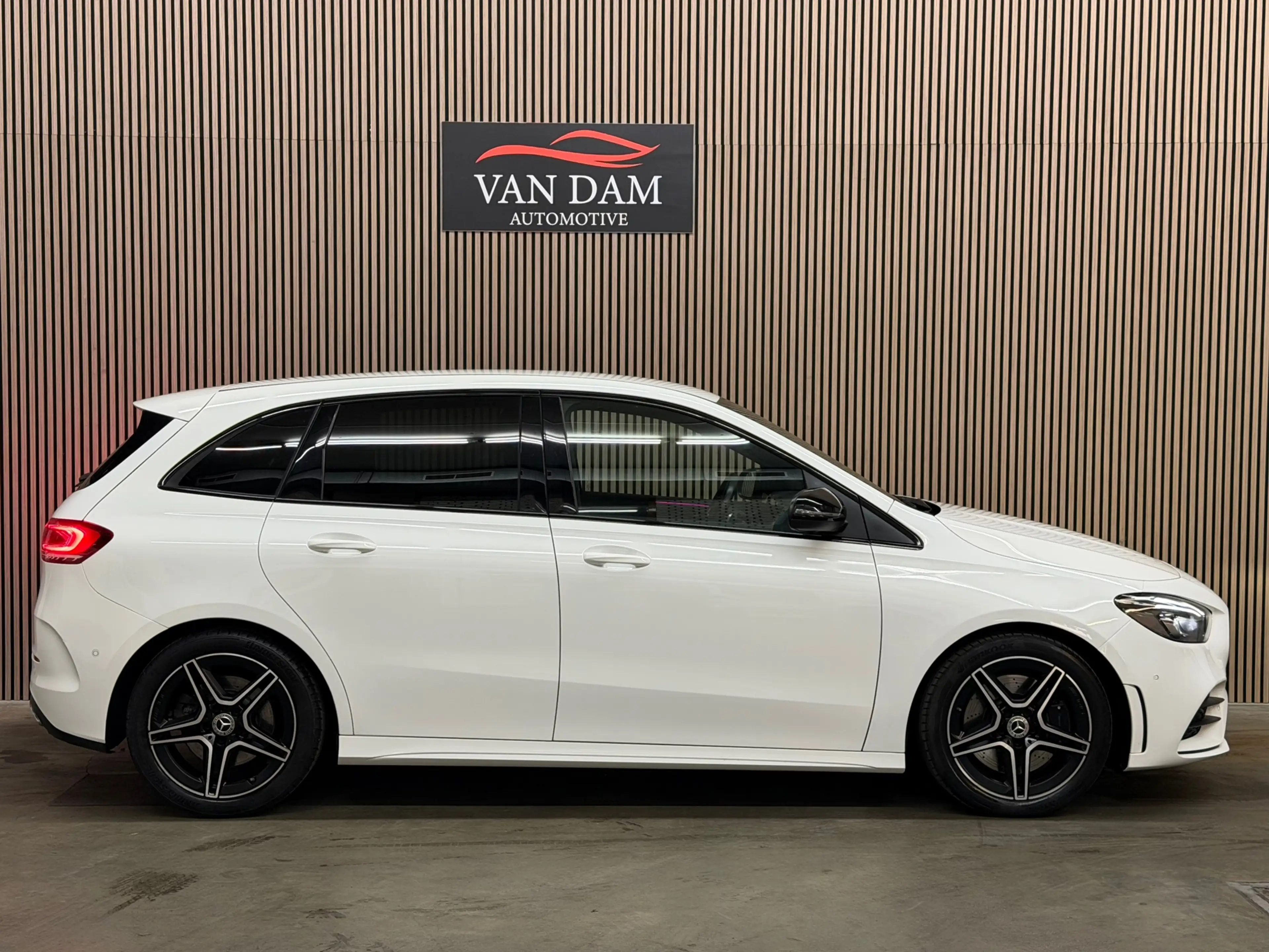 Mercedes-Benz B 250 Edition1 AMG-Pakket 2019 LED CAMERA — photo 7