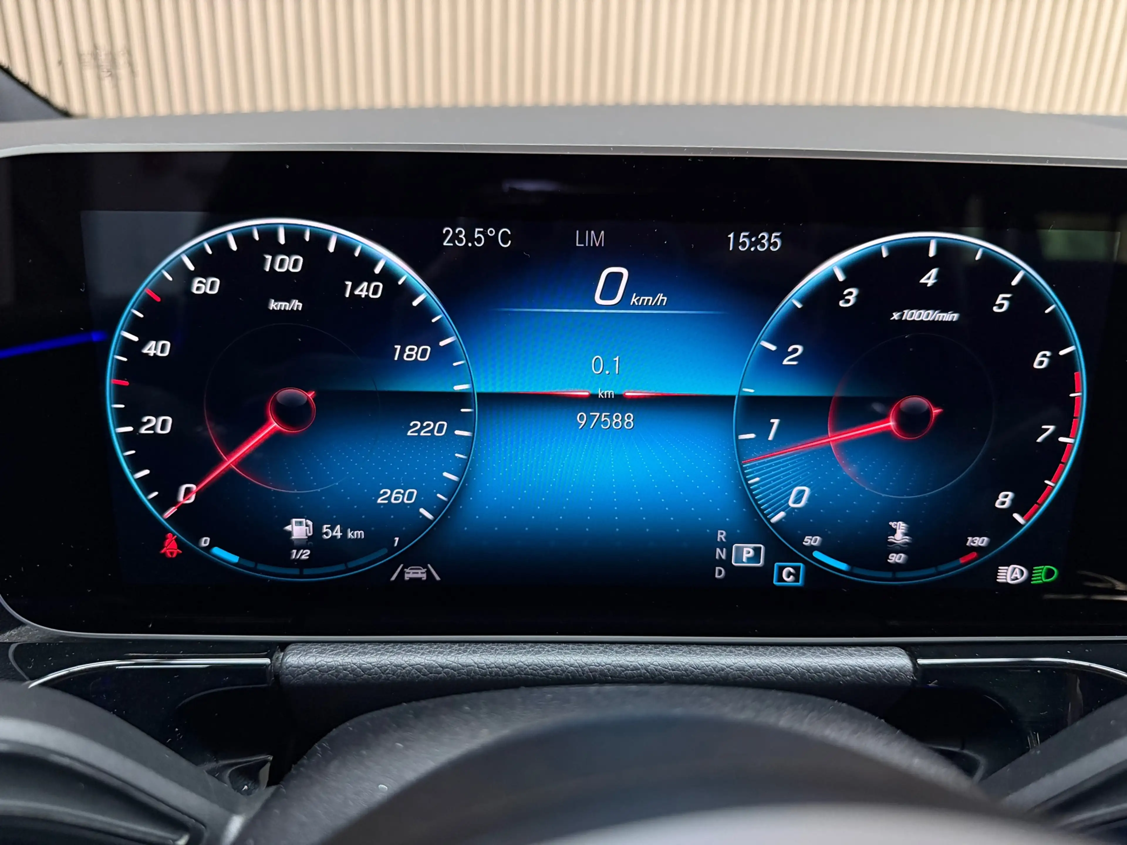 Mercedes-Benz B 250 Edition1 AMG-Pakket 2019 LED CAMERA — photo 41