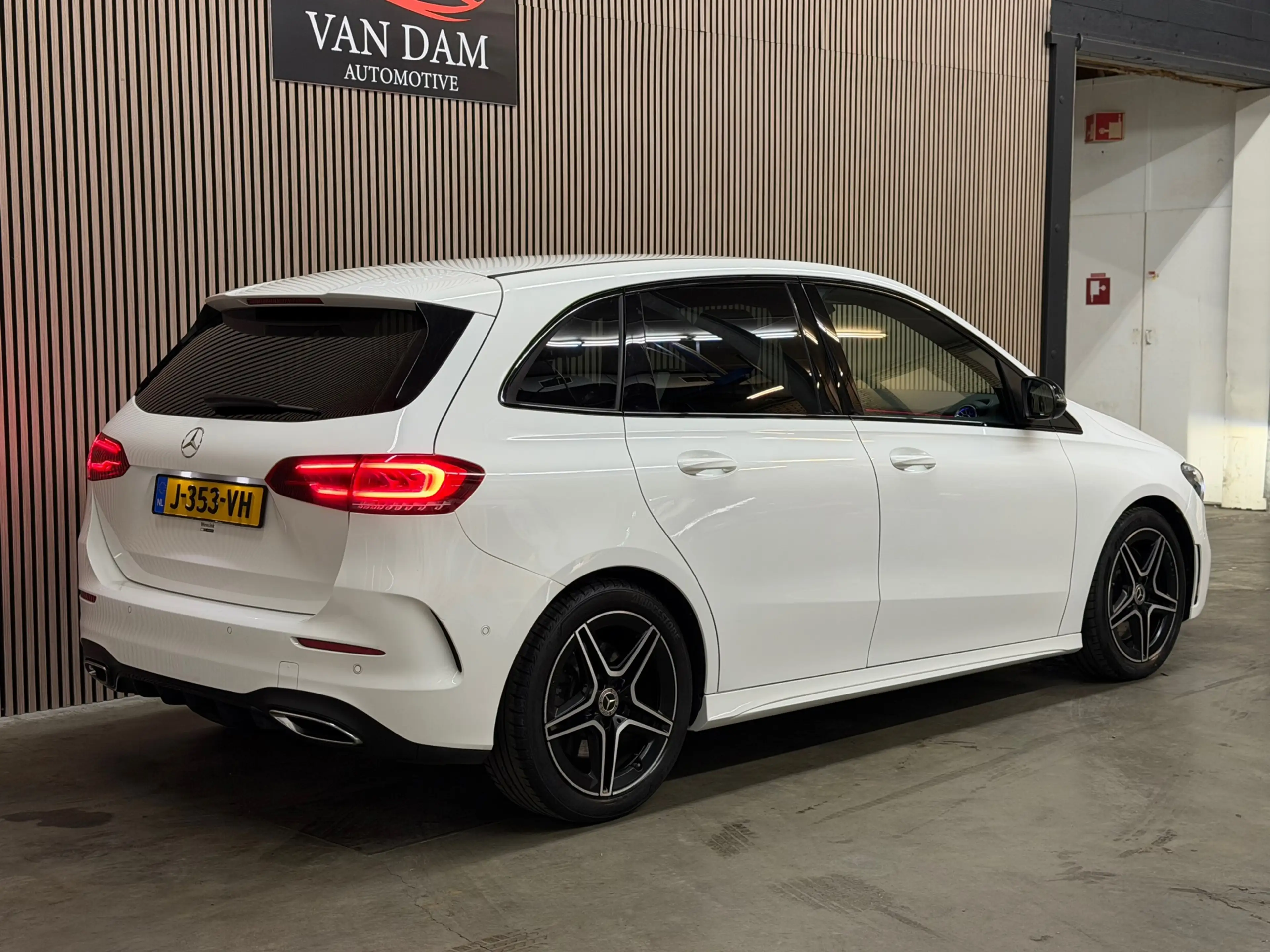 Mercedes-Benz B 250 Edition1 AMG-Pakket 2019 LED CAMERA — photo 9