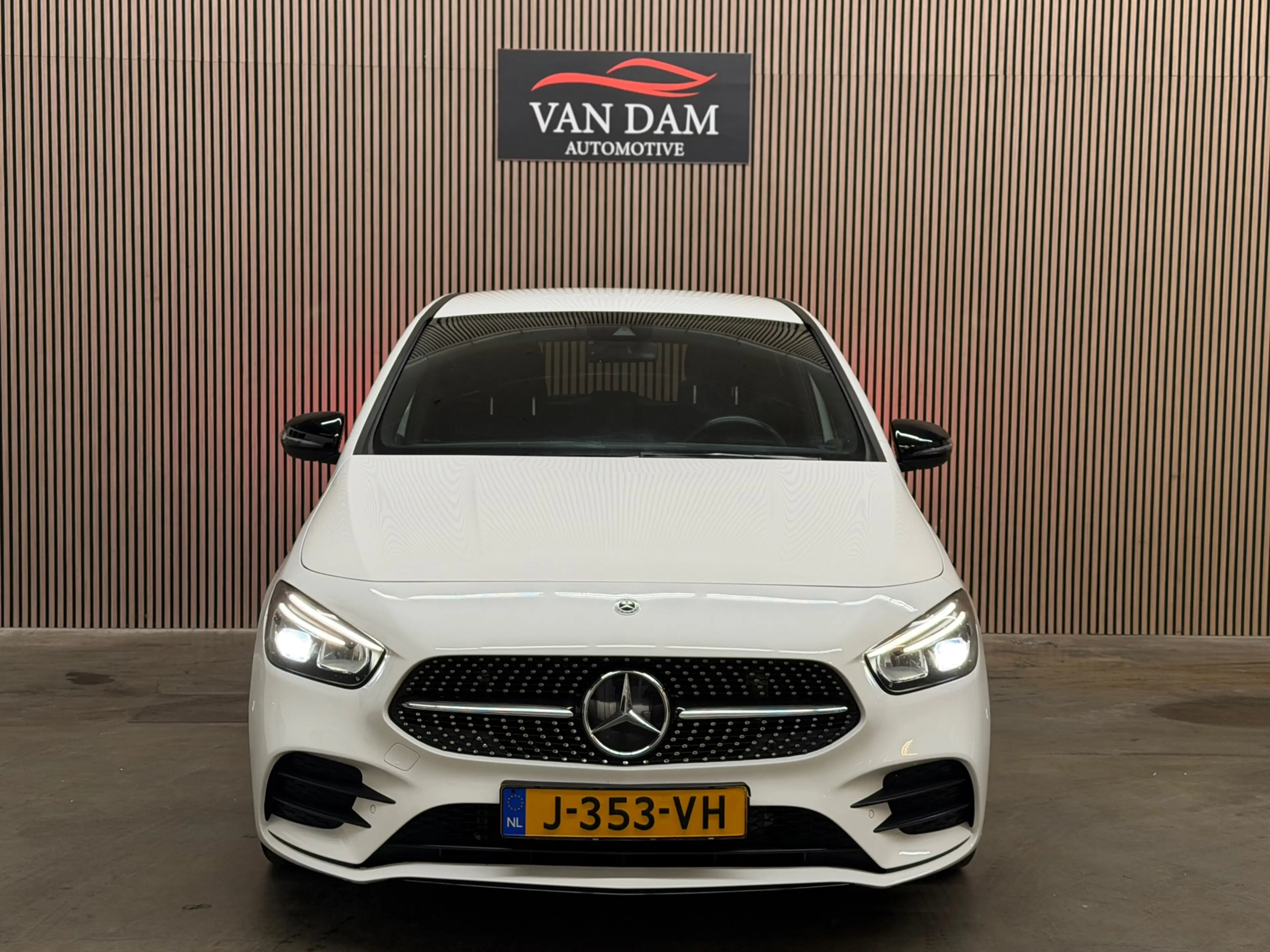 Mercedes-Benz B 250 Edition1 AMG-Pakket 2019 LED CAMERA — photo 8
