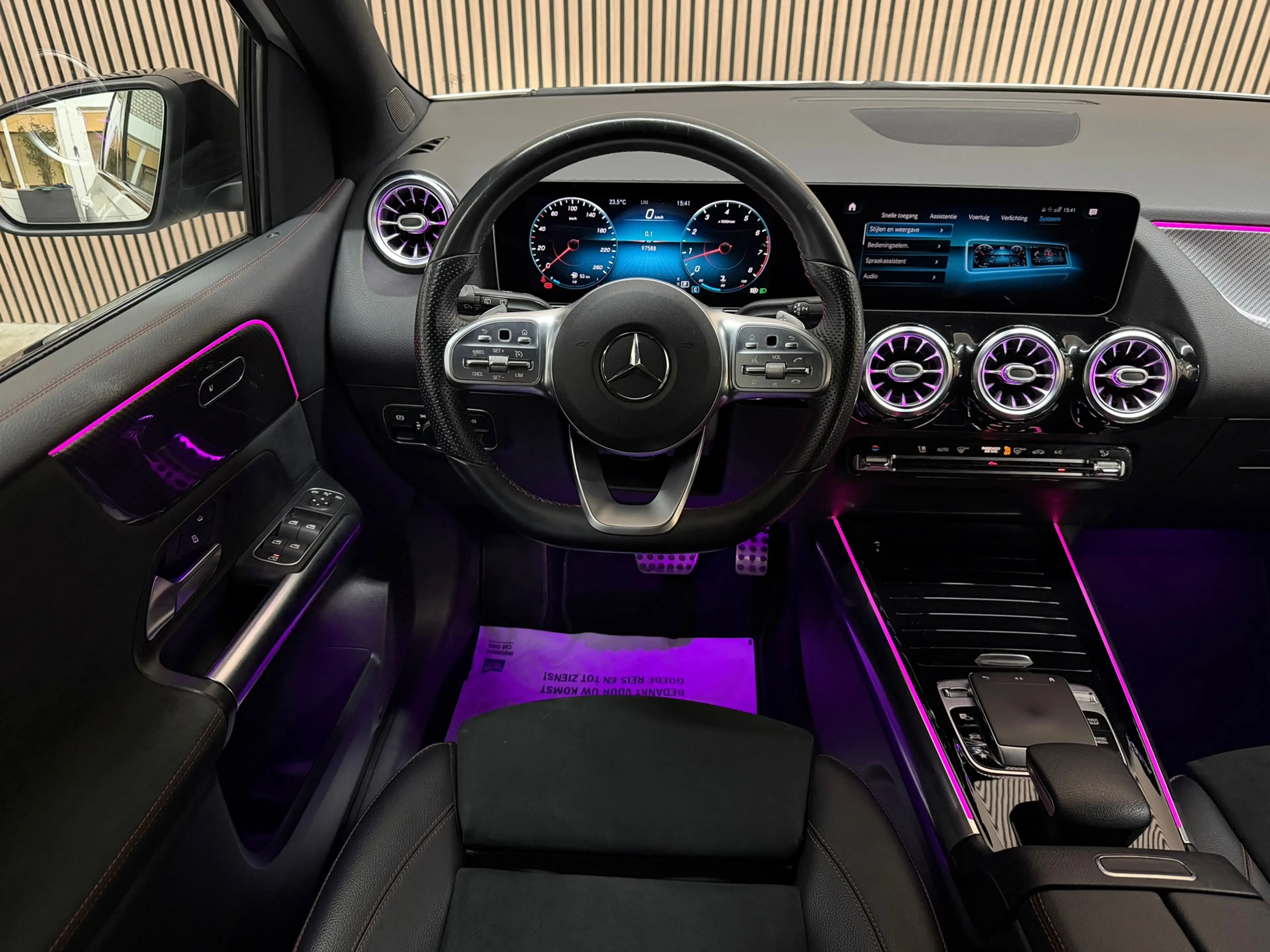 Mercedes-Benz B 250 Edition1 AMG-Pakket 2019 LED CAMERA — photo 19